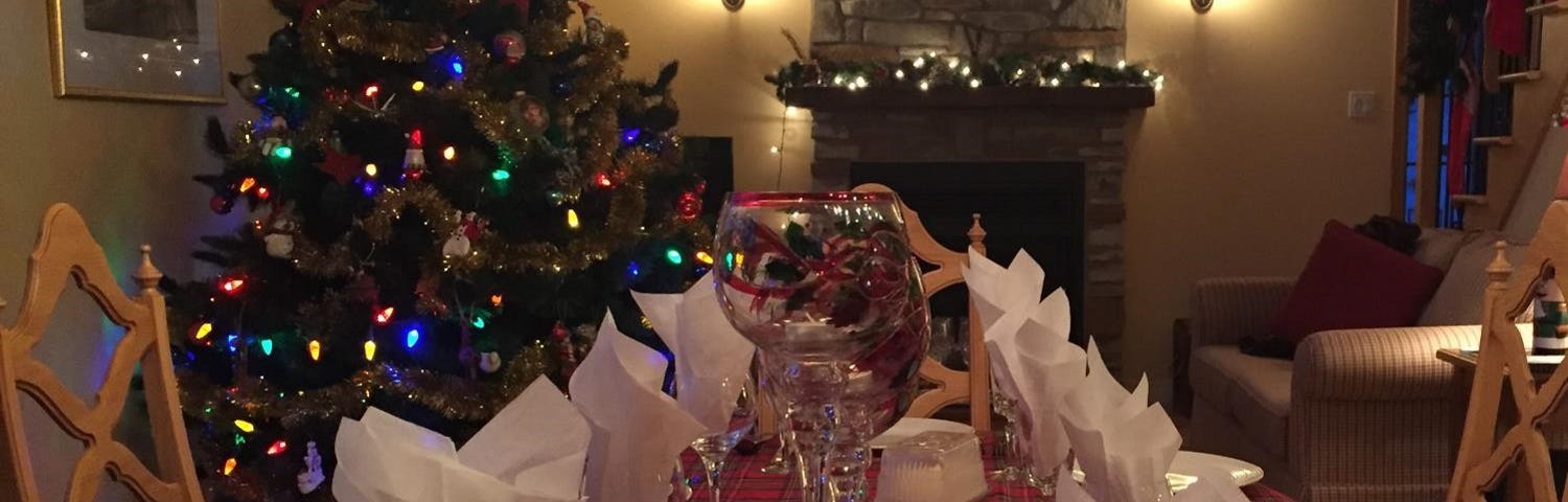 Christmas table (credit photo by author)