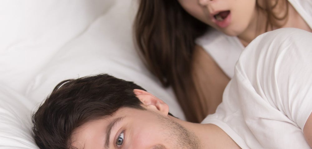 3 Things Men Lie About in Relationships Without Feeling Guilty