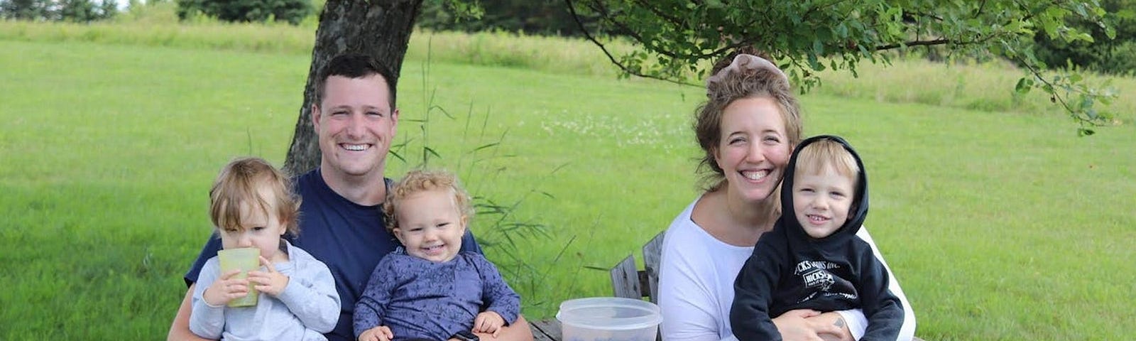 The author Alyssa Hicks and her family.