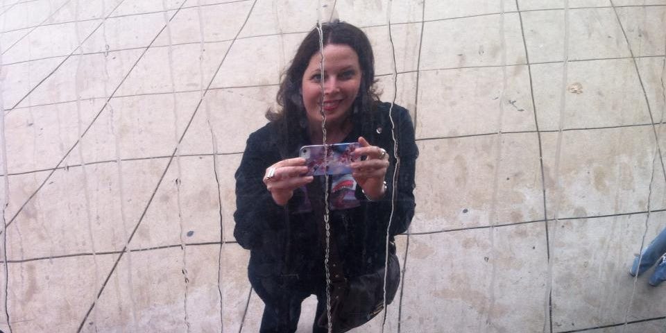 A selfie of author taken in the mirrorized “Bean” monument in Chicago