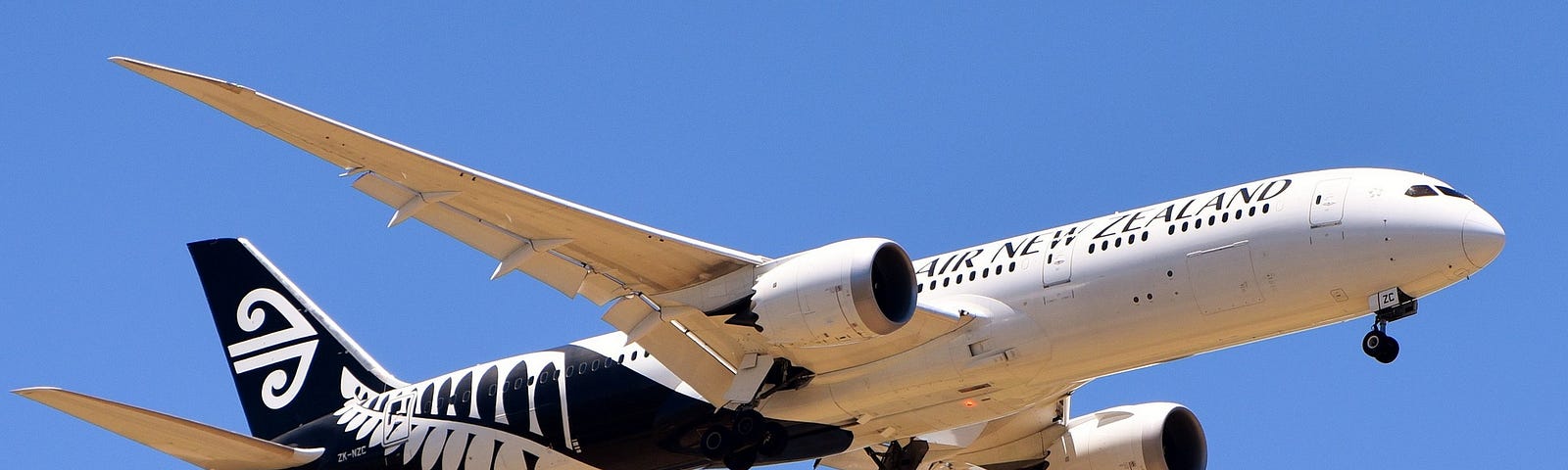 Air New Zealand Boeing 787–9 ZK-NZC on its final approach to Perth (PER/YPPH), Western Australia, at the end of a flight from Auckland (AKL/NZAA).