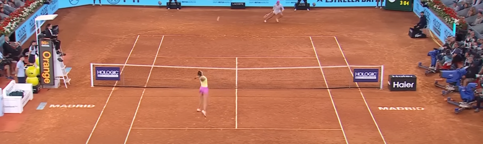 Epic final in Madrid between Swiantek and Sabalenka. Screenshot from WTA on Youtube.