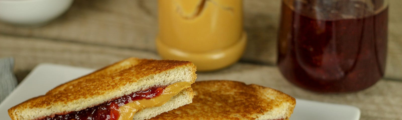 Image of a peanut butter and jelly sandwich