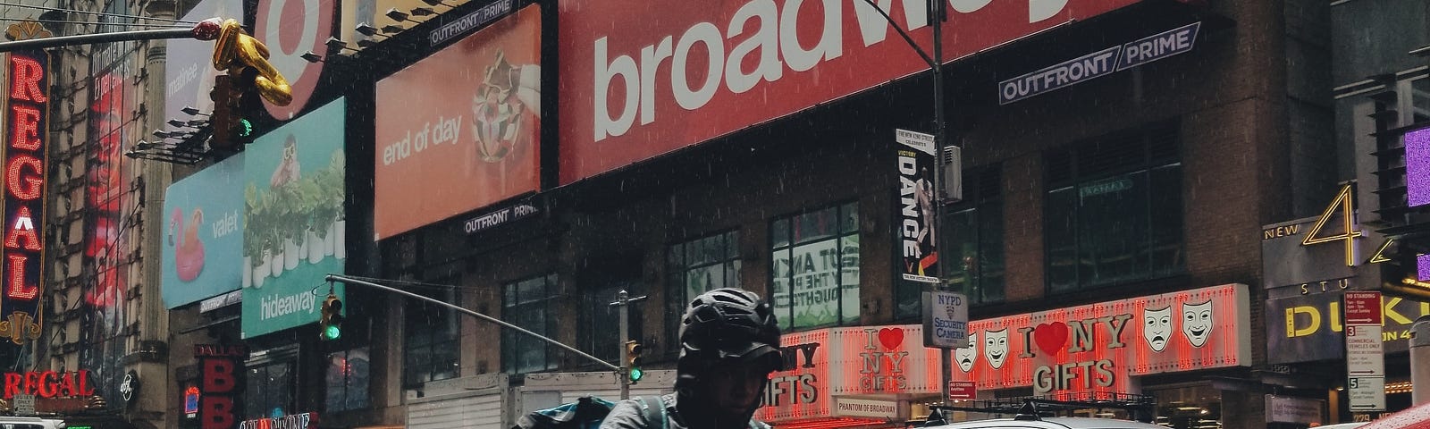 Rainy day on 8th Ave. New York City. CREDITS: Unsplash/Clay Banks