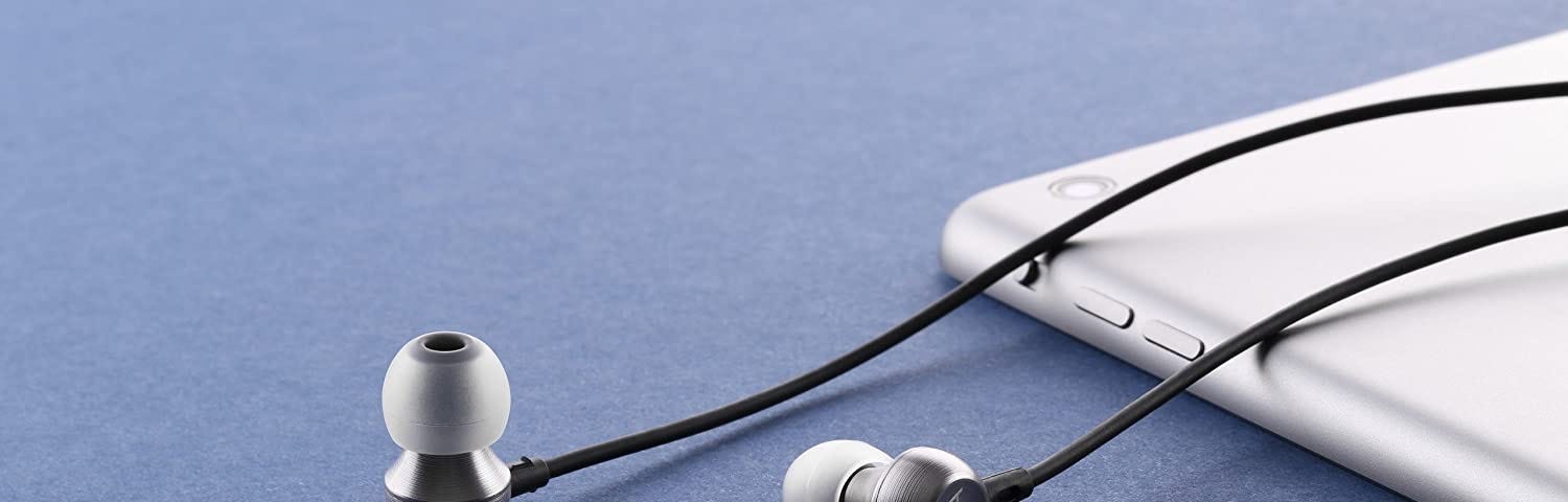 RHA MA390u earphones