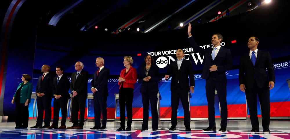 Les candidats démocrates lors du débat du 12 septembre 2019 à Houston. Photo : Eric Gay, AP