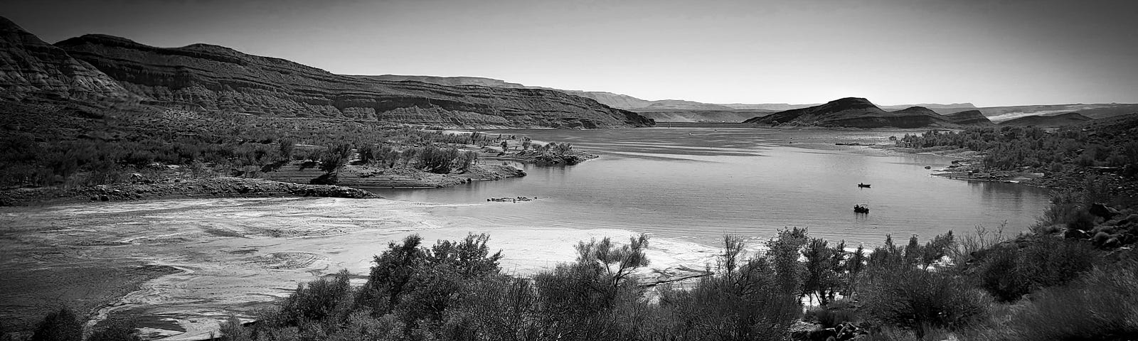 Quail Creek State Park, Utah in black and white.