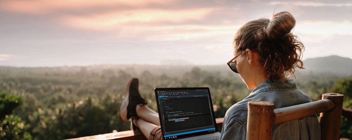 10 reasons why you should trust your instinct and become a software developer