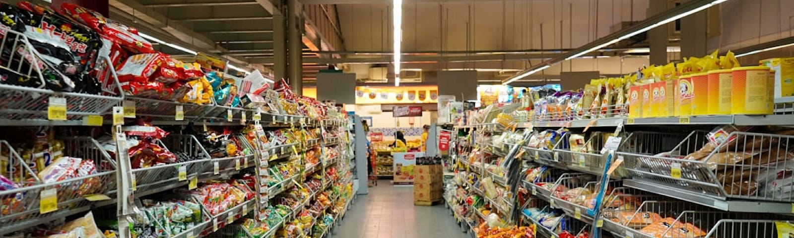 Fikri  Rasyyid took this photo of a food aisle at a supermarket.