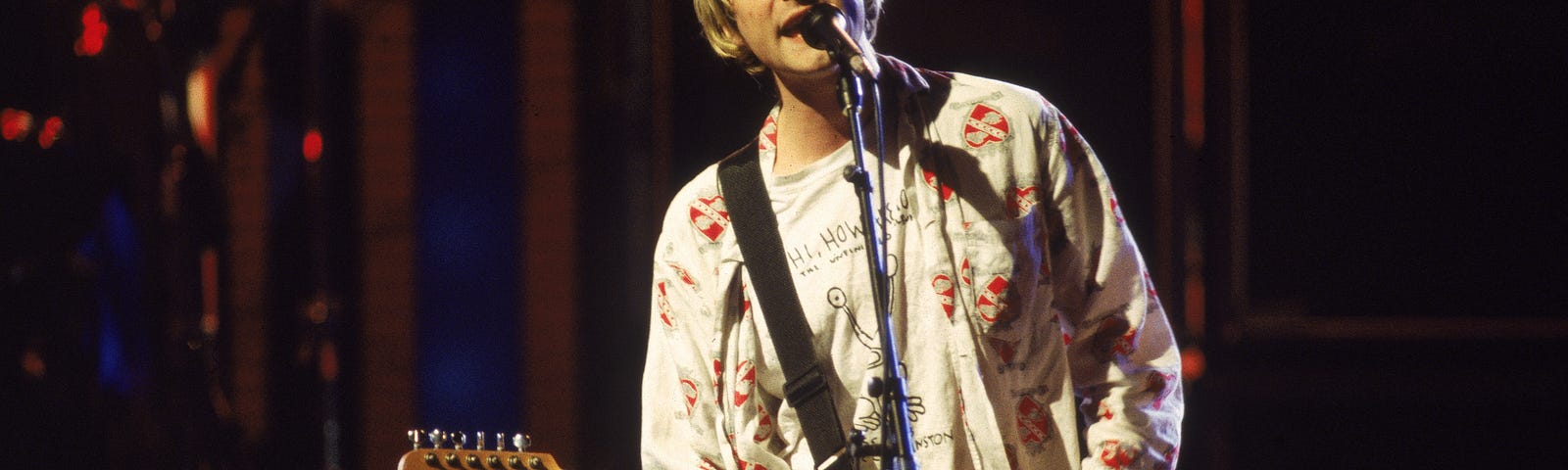 Kurt Cobain performing (Kurt Cobain, quotes, quotations, Nirvana, suicide, music)