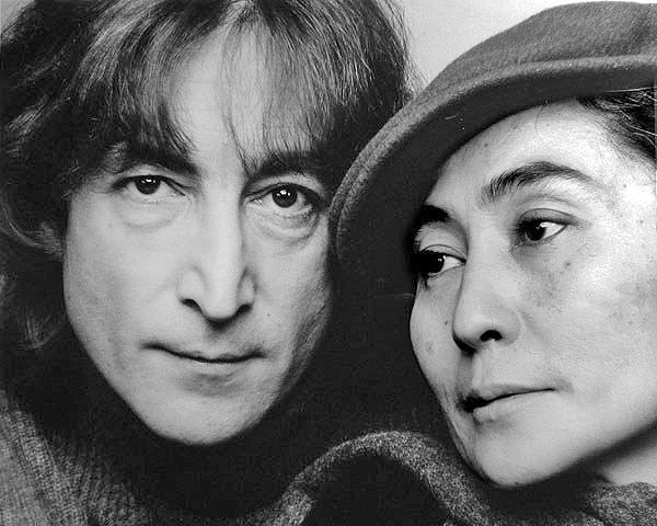 Photograph of John Lennon and Yoko by Jack Mitchell