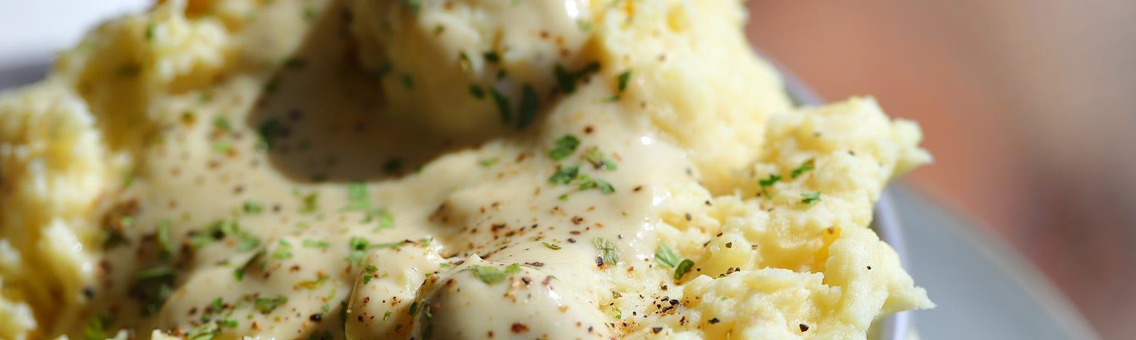 Plant-based delicious and healthy mashed potatoes & gravy. Everyday comfort food for meal planning.