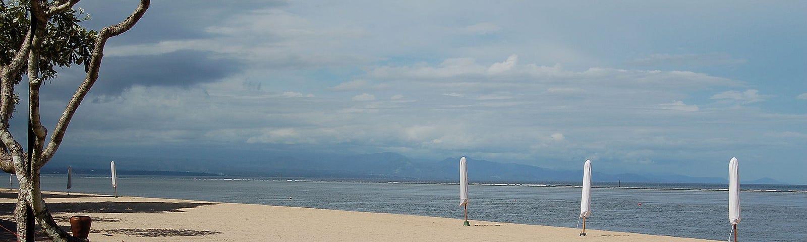 Showing an empty beach on Bali