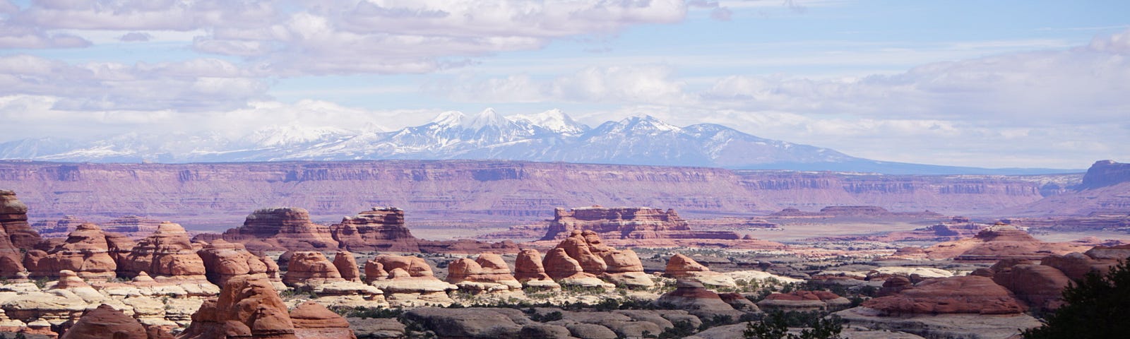 Desert mountain landscape view