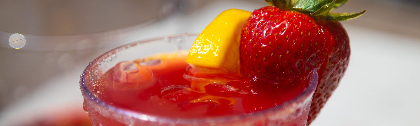 The Best Hibiscus Tea Strawberry-Lemonade Refresher — Top Pick in Hibiscus Drinks Recipes