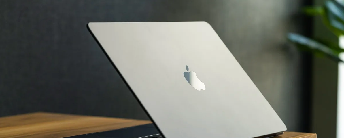 You Should Get The M1 iPad Air Over The M2 iPad Pro, by Benny Lim, Mac  O'Clock