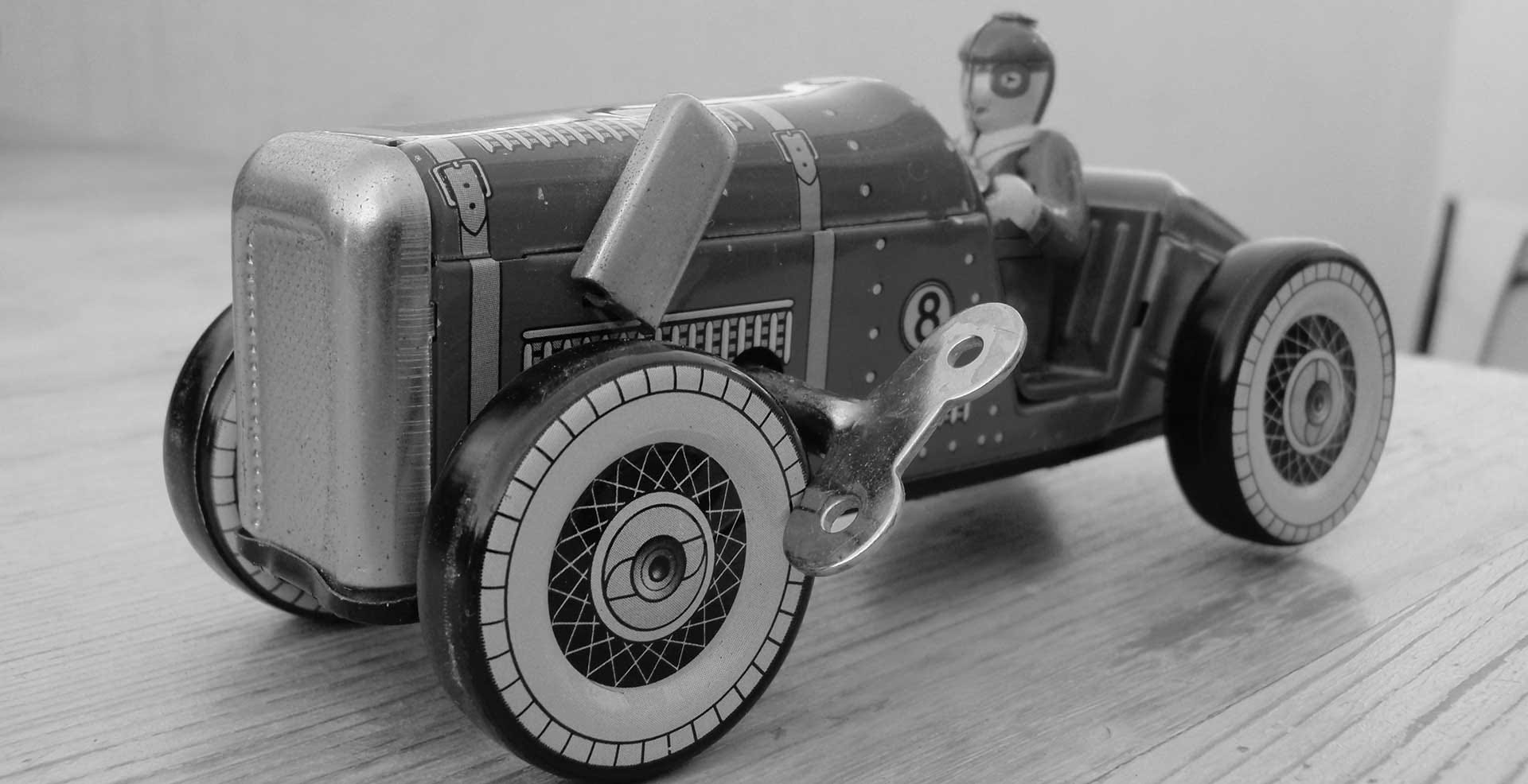 Black And White Toys My imperfectly perfect micro world Medium Black And White Toys My imperfectly perfect micro world Medium