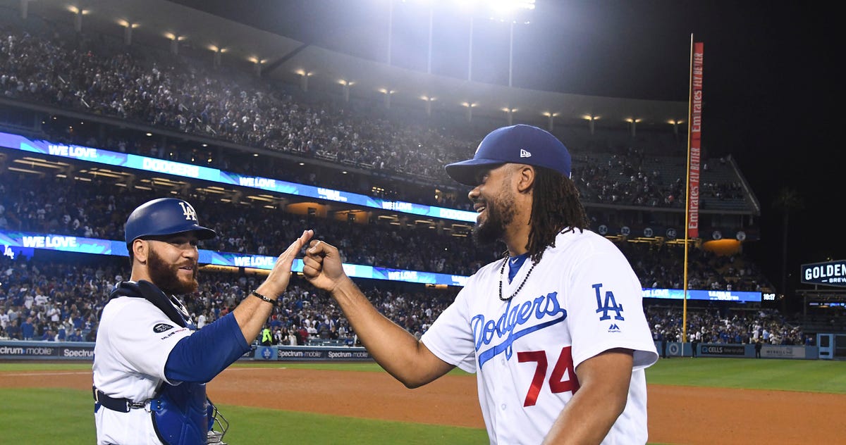 Six-time All-Star Chase Utley announces he will retire after the 2018  season, by Rowan Kavner