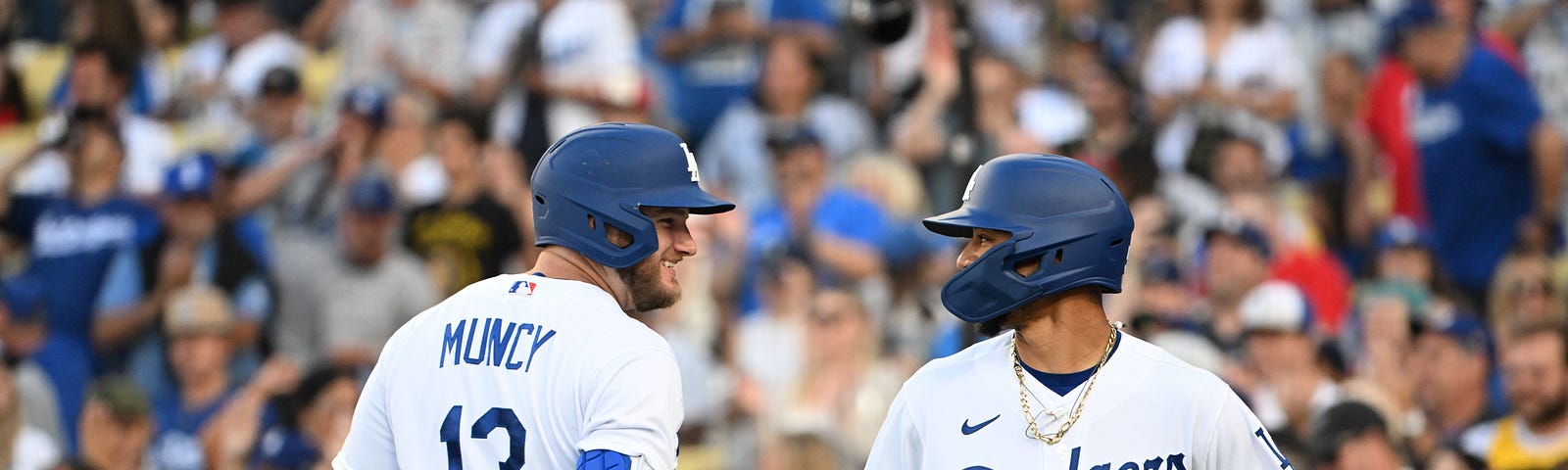 Dodgers close out first half in scorching fashion with Freeway