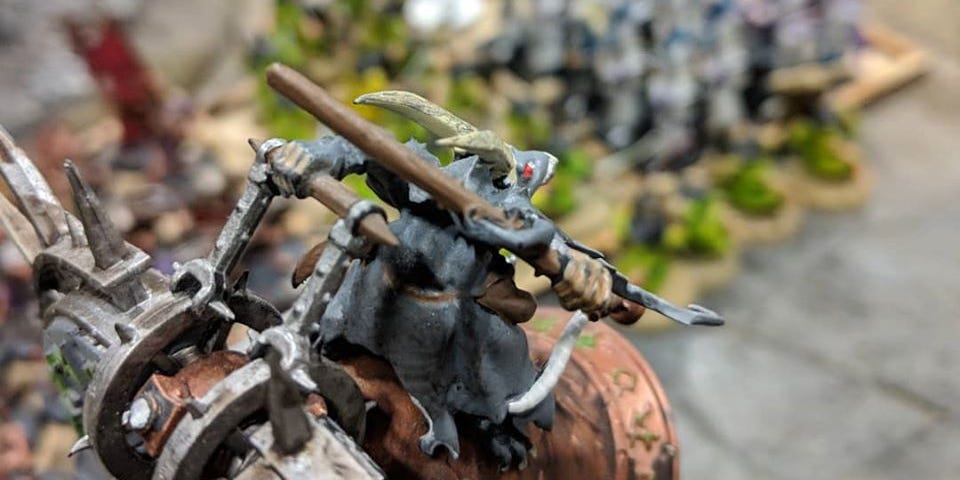 Skaven Grey Seer overlooks the battlefield