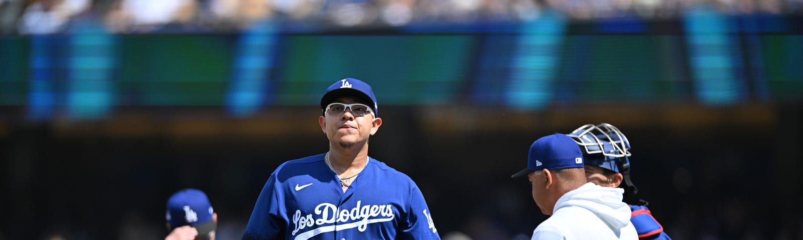 Dodgers recall Brusdar Graterol to replace Trevor Bauer on active roster, by Rowan Kavner