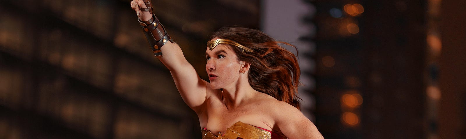 Wonder Woman in action. How to train like Gal Gadot’s Wonder Woman and what to expect from this intense exercise routine