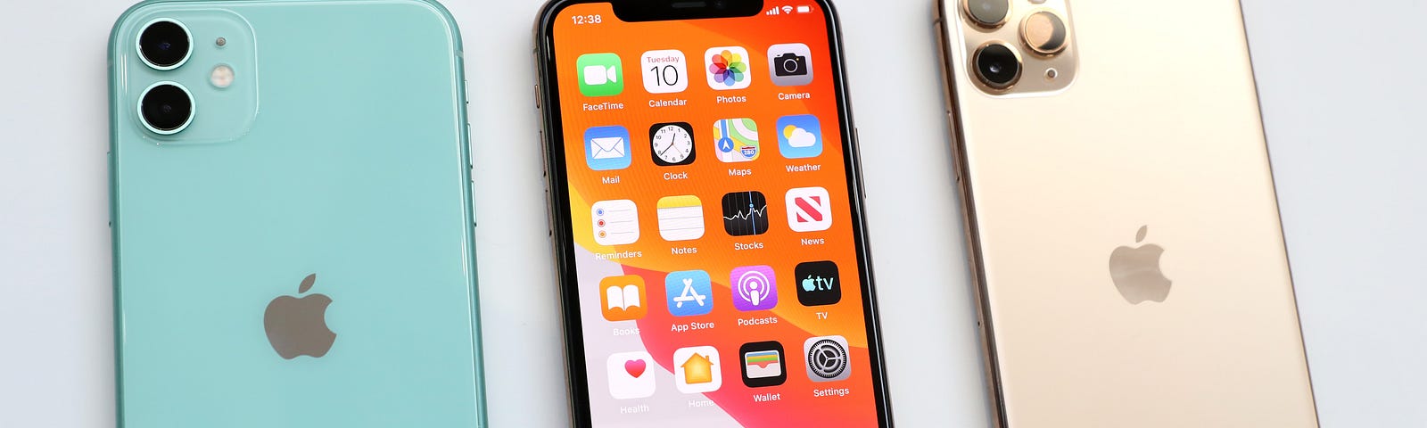 The new Apple iPhone 11 (L) and iPhone 11 Pro (R) are displayed during a special event on September 10, 2019