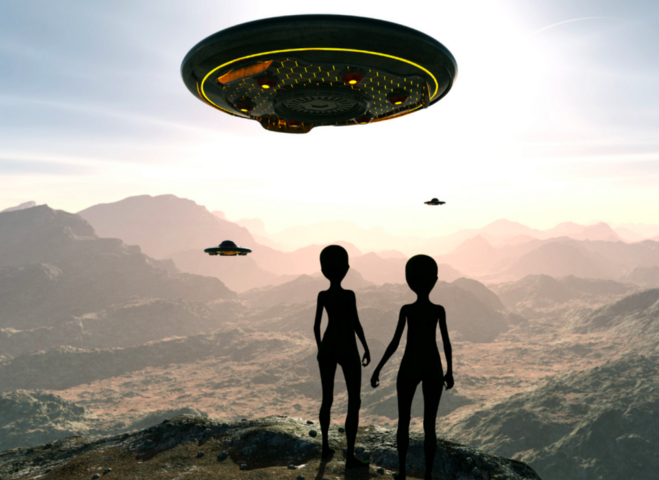 Image of UFOs and aliens.