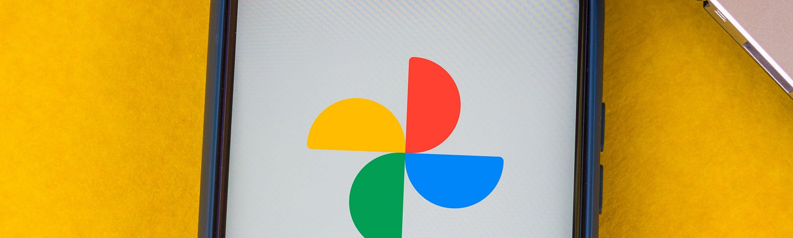 New Google Photos icon.