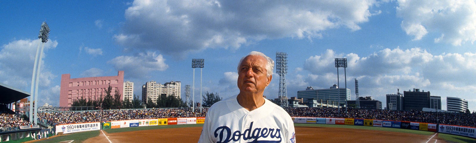 Dodgers past and present share memories and condolences after Tommy  Lasorda's passing, by Rowan Kavner