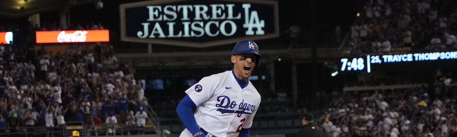 Trayce Thompson waits, then lifts the Dodgers with three homers, by Cary  Osborne