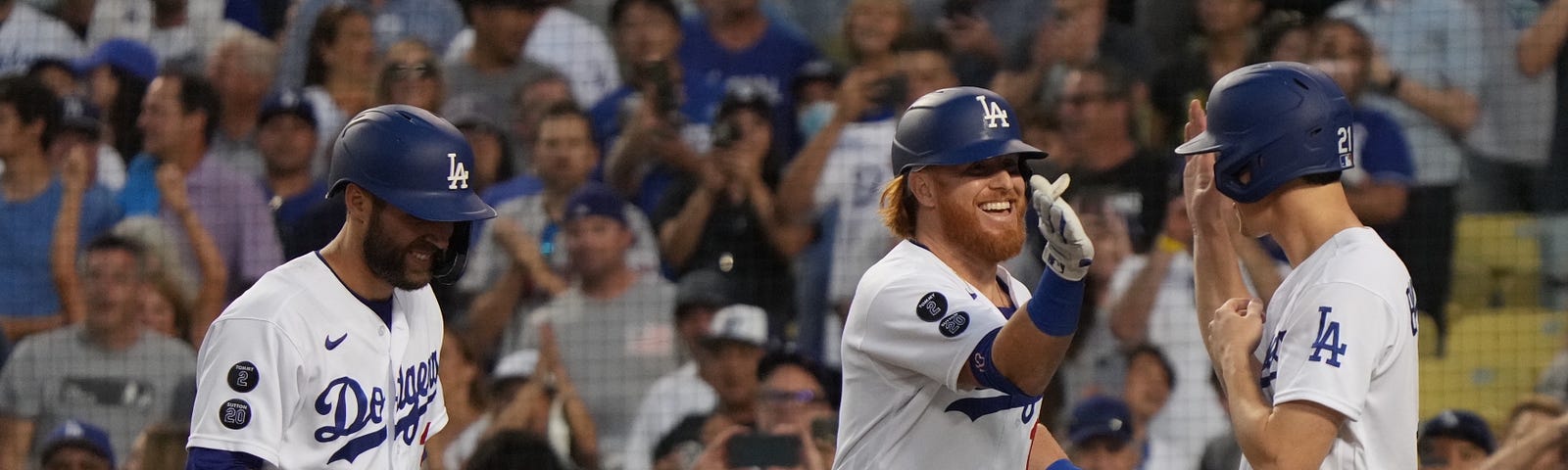 Dodger fans create a welcome home that Freddie Freeman won't forget, by  Rowan Kavner