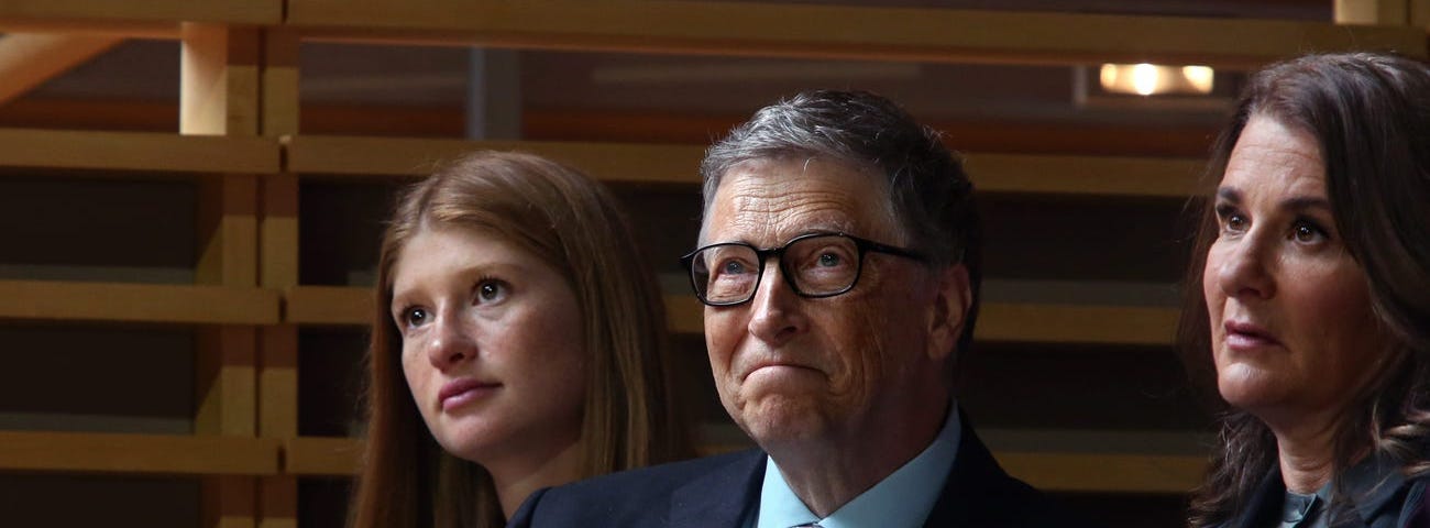 Bill Gates, Melinda Gates, and their daughter.