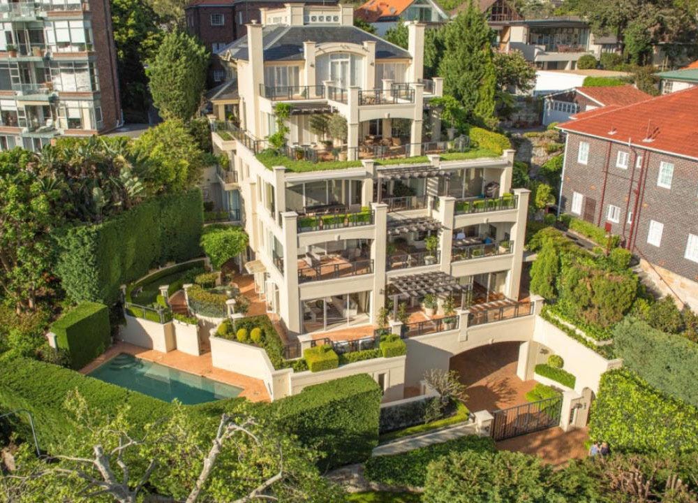 Timeless Luxury Garden Apartment Overlooking Sydney Harbour