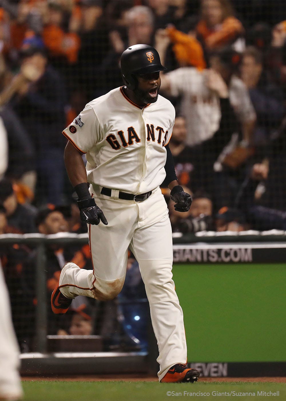 Denard Span celebrates after scoring on a sacrifice fly hit by Brandon Belt during the fifth inning.
