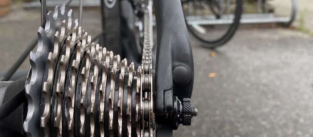 Close-up photo of the bicycle gears and chain