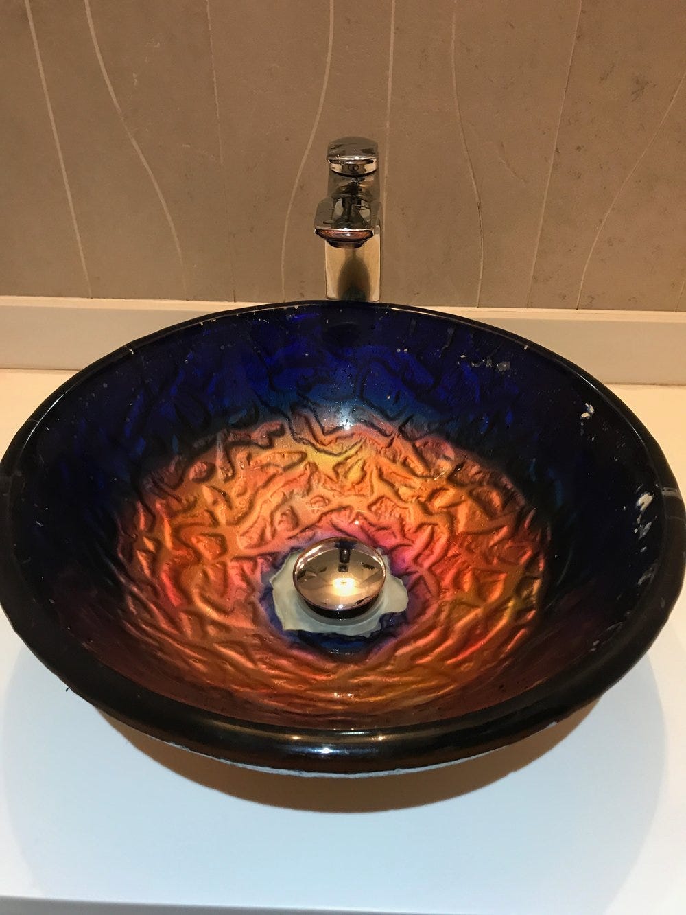 Bathroom sink