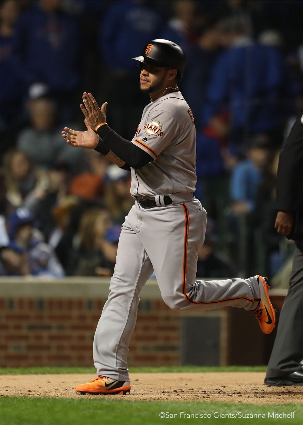 Gregor Blanco crosses the plate after scoring on a sacrifice fly hit by Brandon Belt.