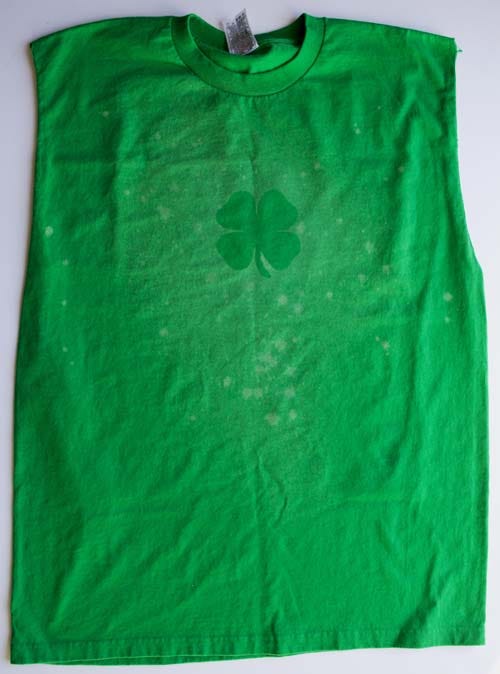Here's a tutorial on how to make a bleach design shirt ... with a cute shamrock design just in time for St. Patrick's Day. I think it's a good idea to have a St. Patrick's Day shirt around for these kind of occasions ... my daughters sometimes have "Spirit Week" at school, so this shirt is quite handy.