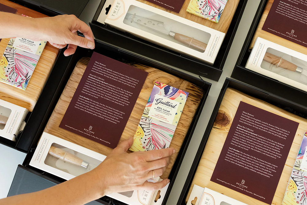 Custom Corporate Products Elevate Brand | arrowgifter.com