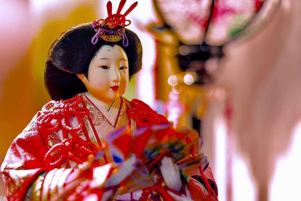 Hinamatsuri empress doll.