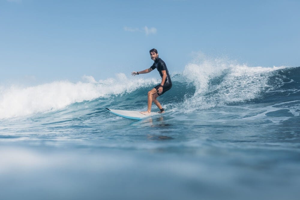 alvaro javier carrillo alvarez calderon surfista