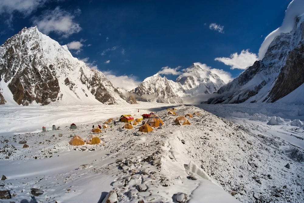 K2 and gondogoro la trek-https://hunzaadventuretours.com/tour/k2-base-camp-trek/