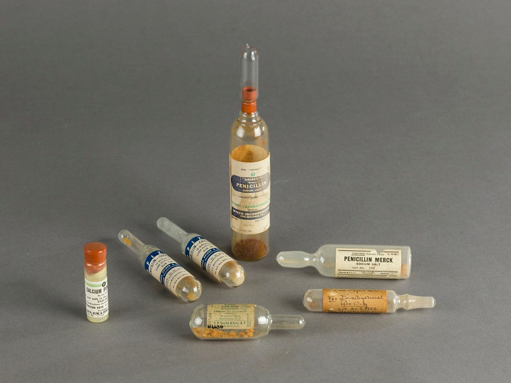 An image of Penicillin containers