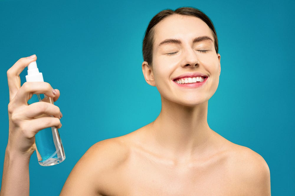 DIY toner, natural skin hydration, pore-tightening tips