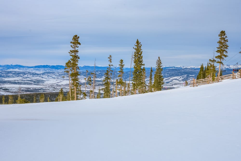 A photo of pristine snow on a mountainside