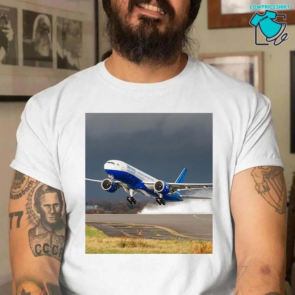 Silk Way West Airlines Cargo Boeing 777-f T-Shirt