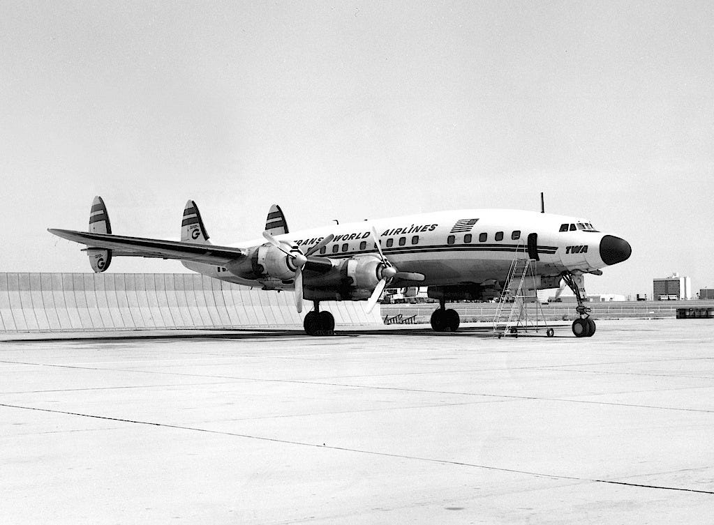 Nostalgia: 12 Bygone Practices of Air Travel