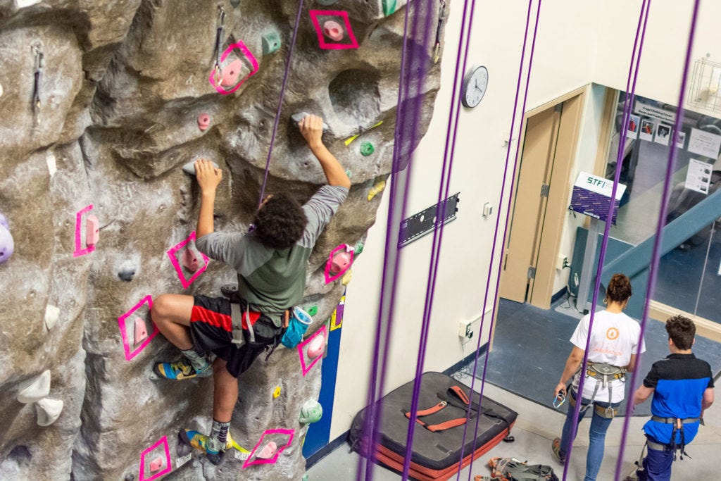 taf academy rock climbing with vertical generation at university of washington ima crag