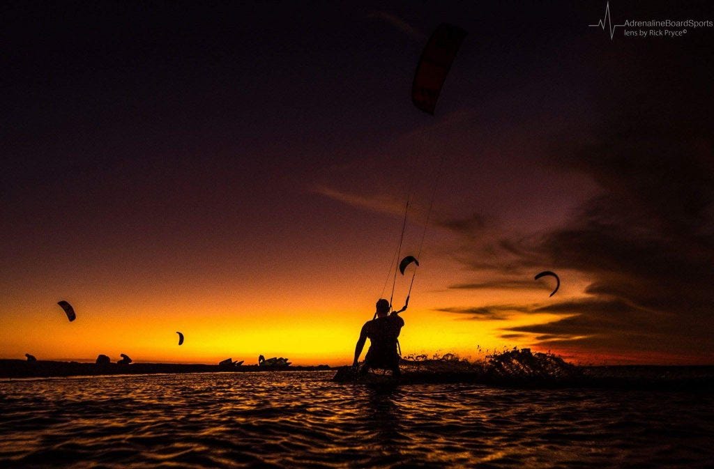 Sunset kiting in Perth